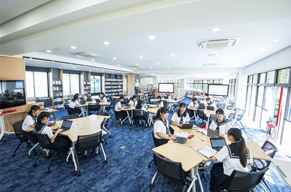 湘南白百合学園中学・高等学校 様