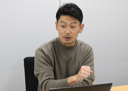 TBC �O���[�v������� �l