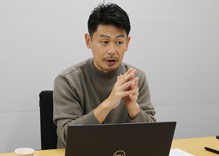 TBC �O���[�v������� �l